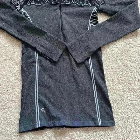 Athleta Twist Half Zip Hoodie Black/Gray Running Jacket Style# 930289 Size Small - Picture 13 of 15